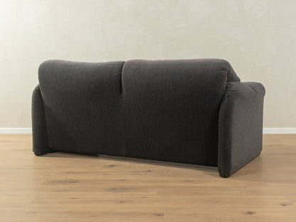 "675 MARALUNGA" Sofa, Vico Magistretti, Cassina - Mid Century Friends - Vintage - Retro - Mid Century