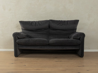 "675 MARALUNGA" Sofa, Vico Magistretti, Cassina - Mid Century Friends - Vintage - Retro - Mid Century