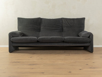 "675 MARALUNGA" Sofa, Vico Magistretti, Cassina - Mid Century Friends - Vintage - Retro - Mid Century