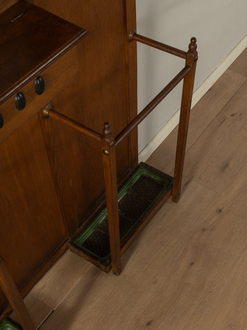 Art Déco Garderobe - Mid Century Friends - Vintage - Retro - Mid Century