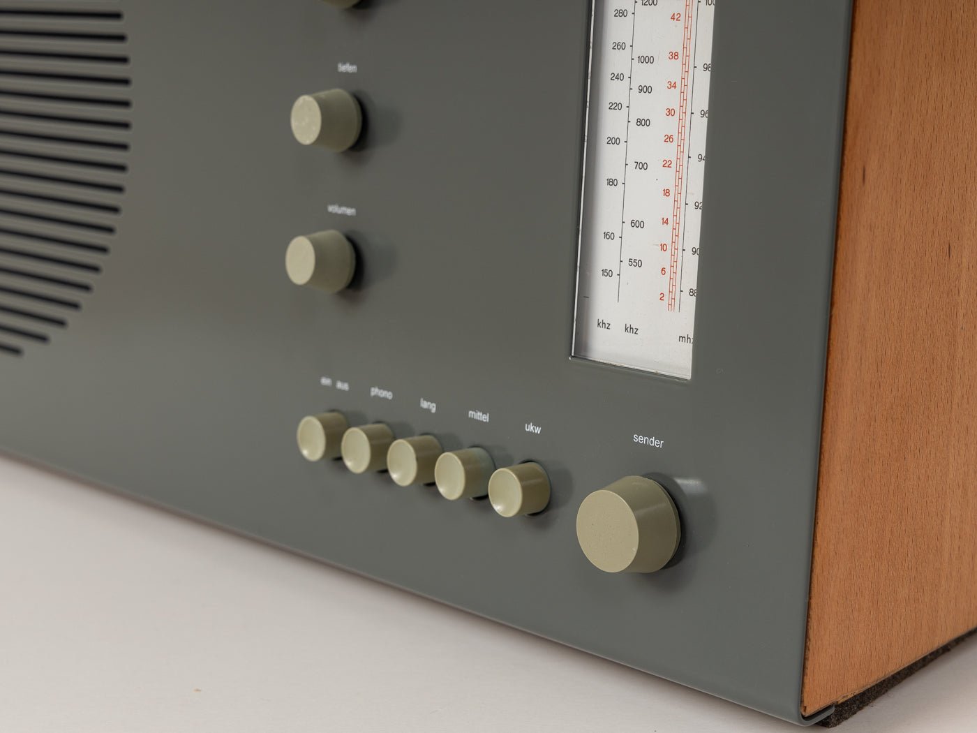 BRAUN "RT 20", Tischradio, Dieter Rams - Mid Century Friends - Vintage - Retro - Mid Century