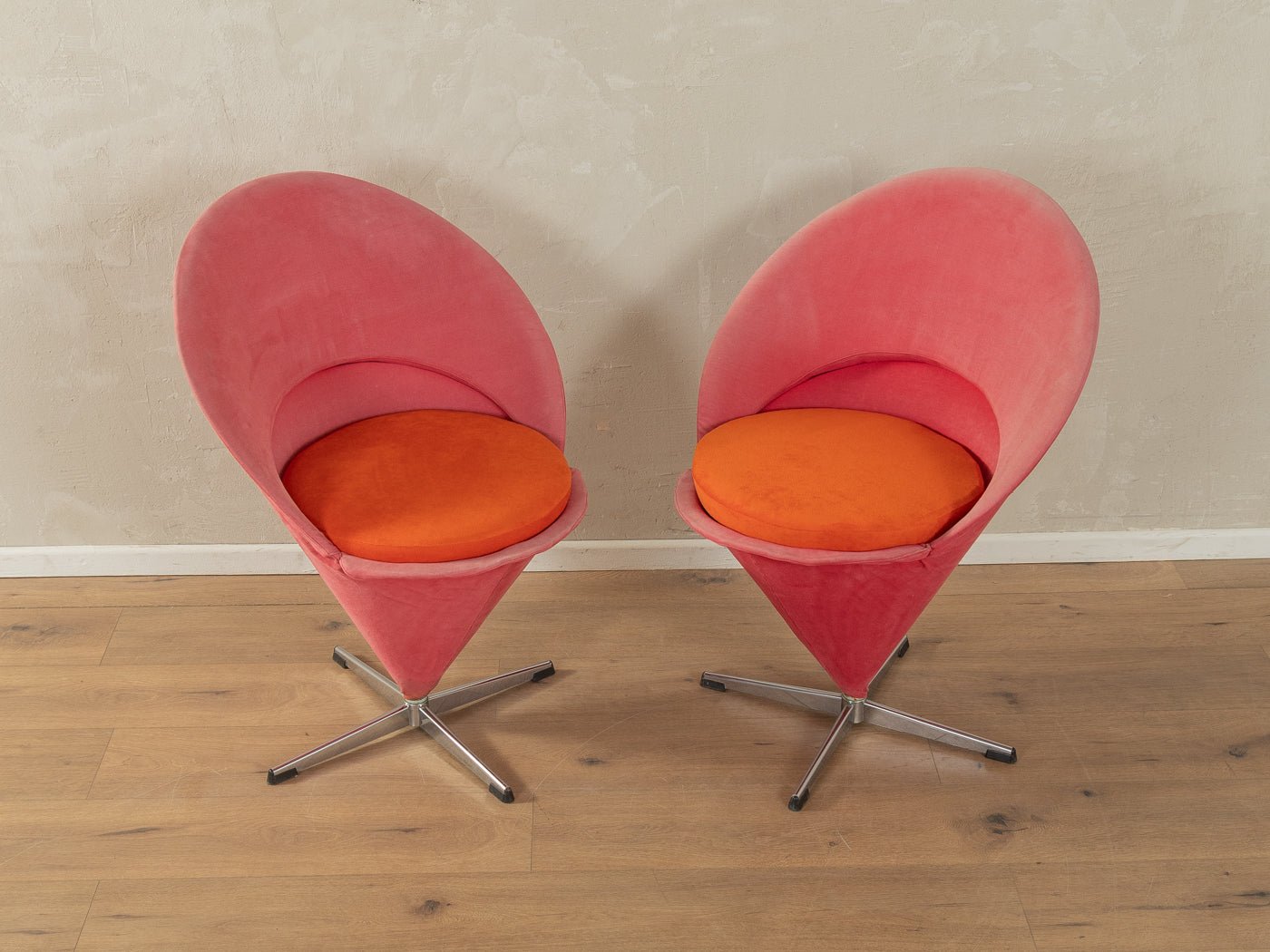CONE CHAIRS, Verner Panton - Mid Century Friends - Vintage - Retro - Mid Century