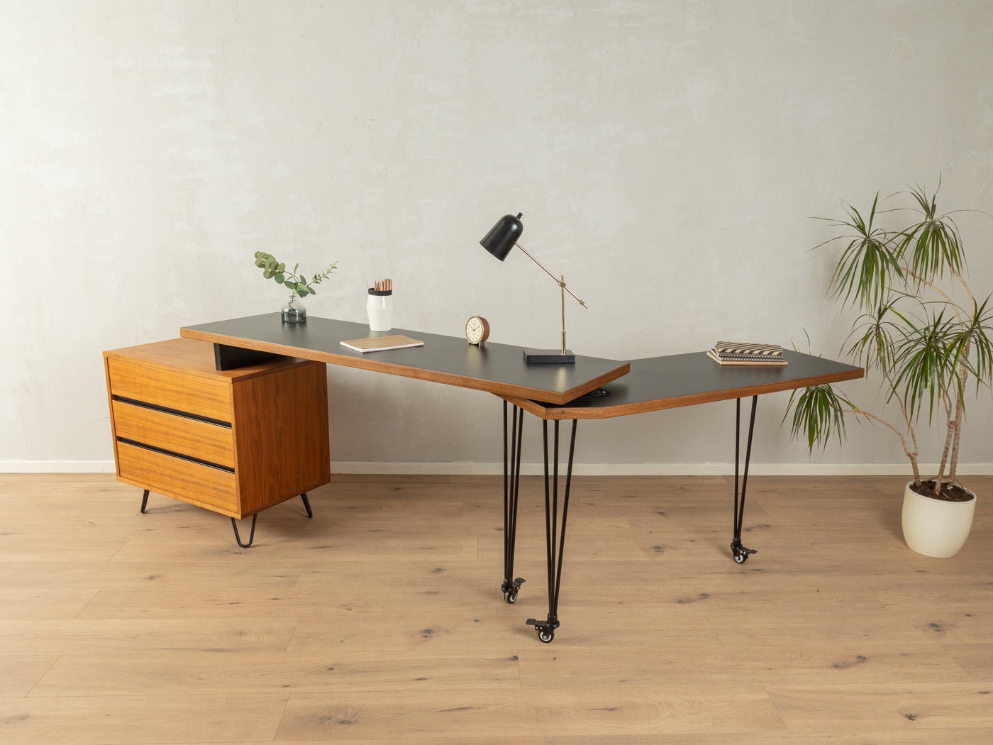 Einzigartiger Schreibtisch - Mid Century Friends - Vintage - Retro - Mid Century