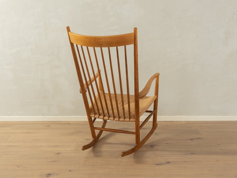 J16 Schaukelstuhl, Hans J. Wegner - Mid Century Friends - Vintage - Retro - Mid Century