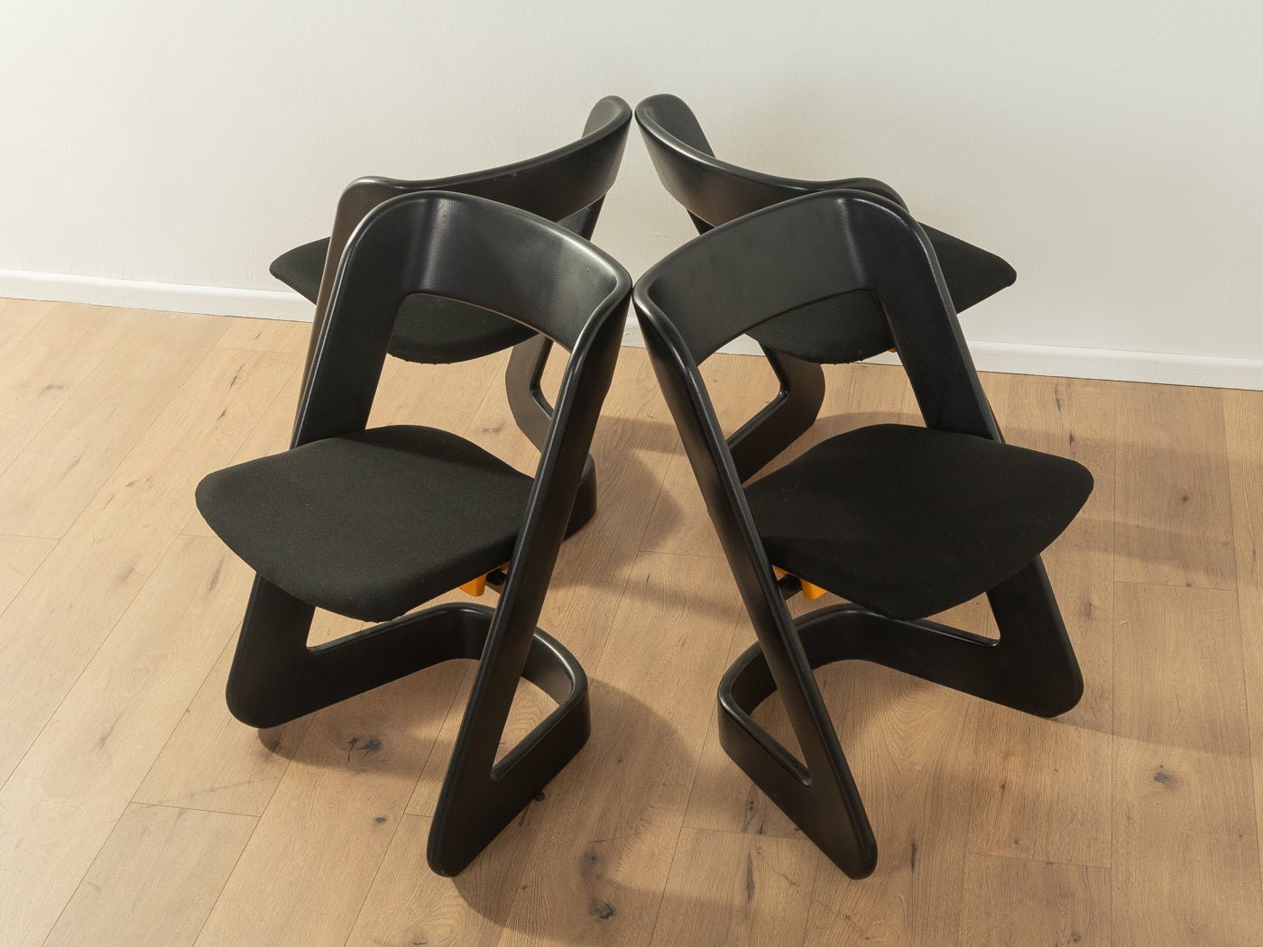 Lucy Chairs, Peter Ghyczy - Mid Century Friends - Vintage - Retro - Mid Century