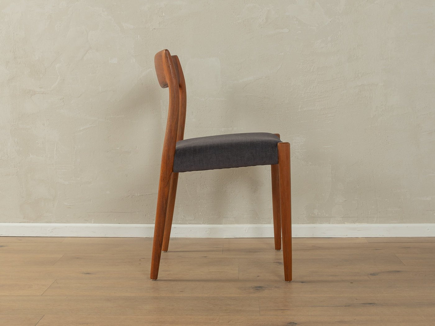 Modell 77 Esszimmerstuhl, Niels O. Møller - Mid Century Friends - Vintage - Retro - Mid Century