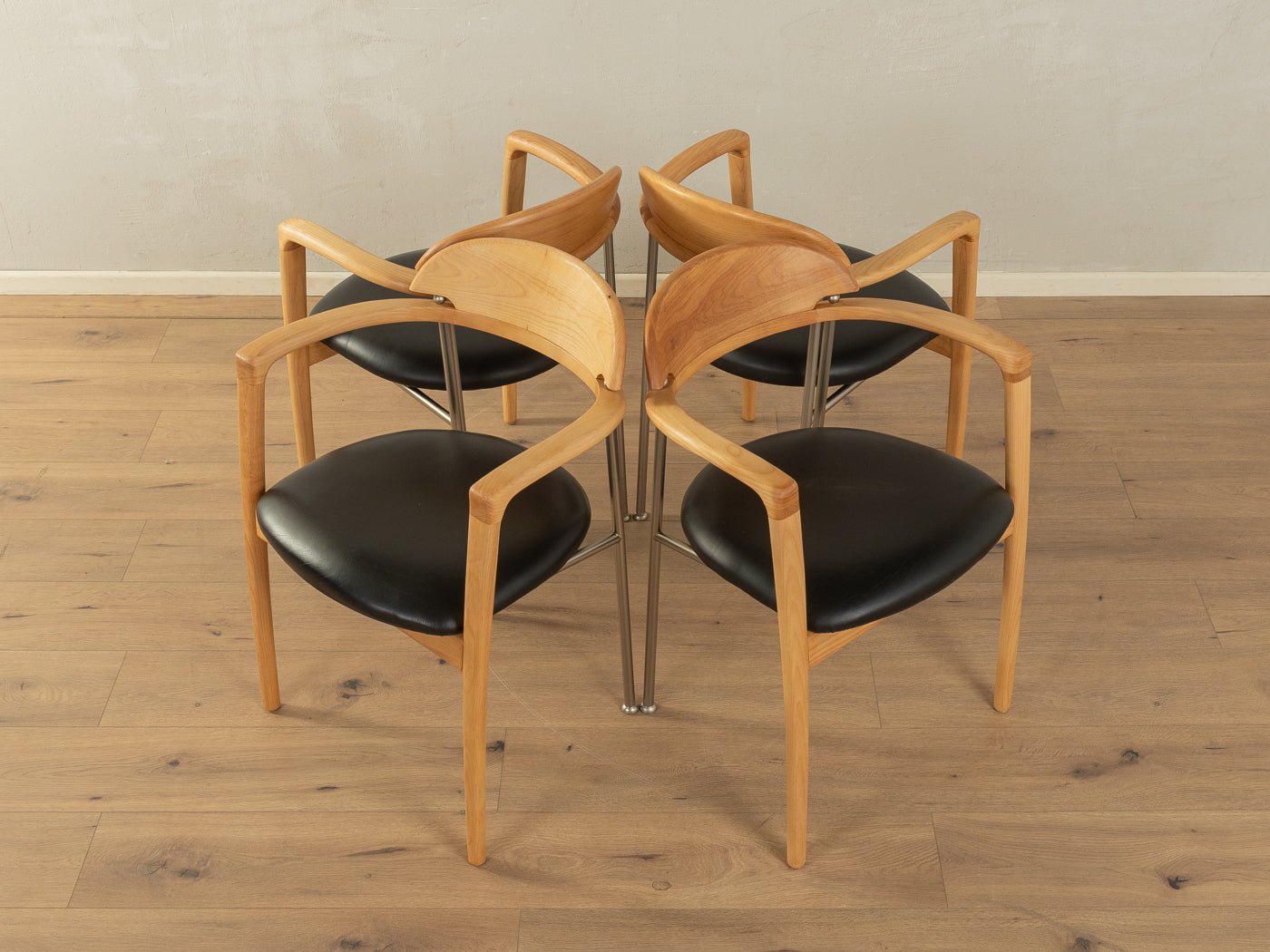 Postmoderne Esszimmerstühle - Mid Century Friends - Vintage - Retro - Mid Century