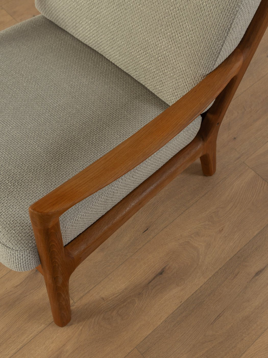 SENATOR Sessel mit Hocker, Ole Wanscher - Mid Century Friends - Vintage - Retro - Mid Century