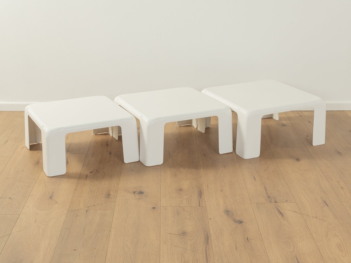 Space Age Beistelltische, GATTI, Mario Bellini - Mid Century Friends - Vintage - Retro - Mid Century