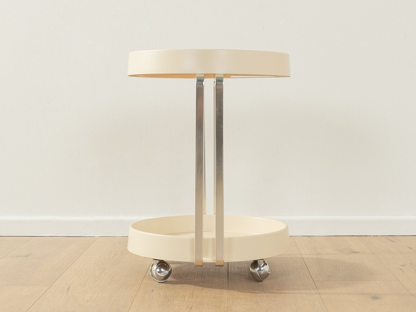 Space Age Servierwagen - Mid Century Friends - Vintage - Retro - Mid Century