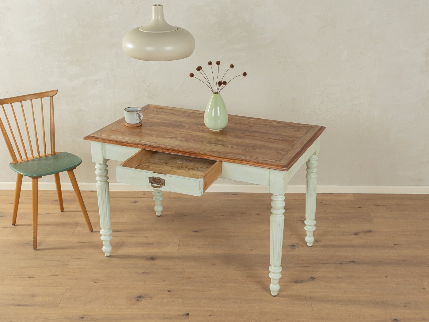 Zauberhafter Tisch - Mid Century Friends - Vintage - Retro - Mid Century