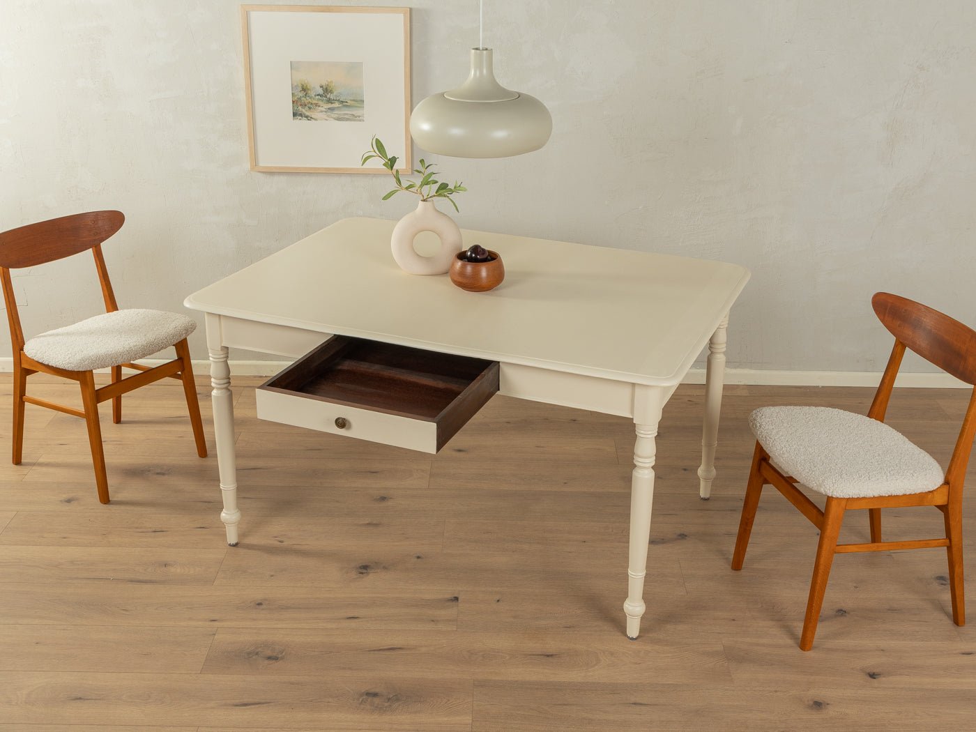 Zauberhafter Tisch - Mid Century Friends - Vintage - Retro - Mid Century
