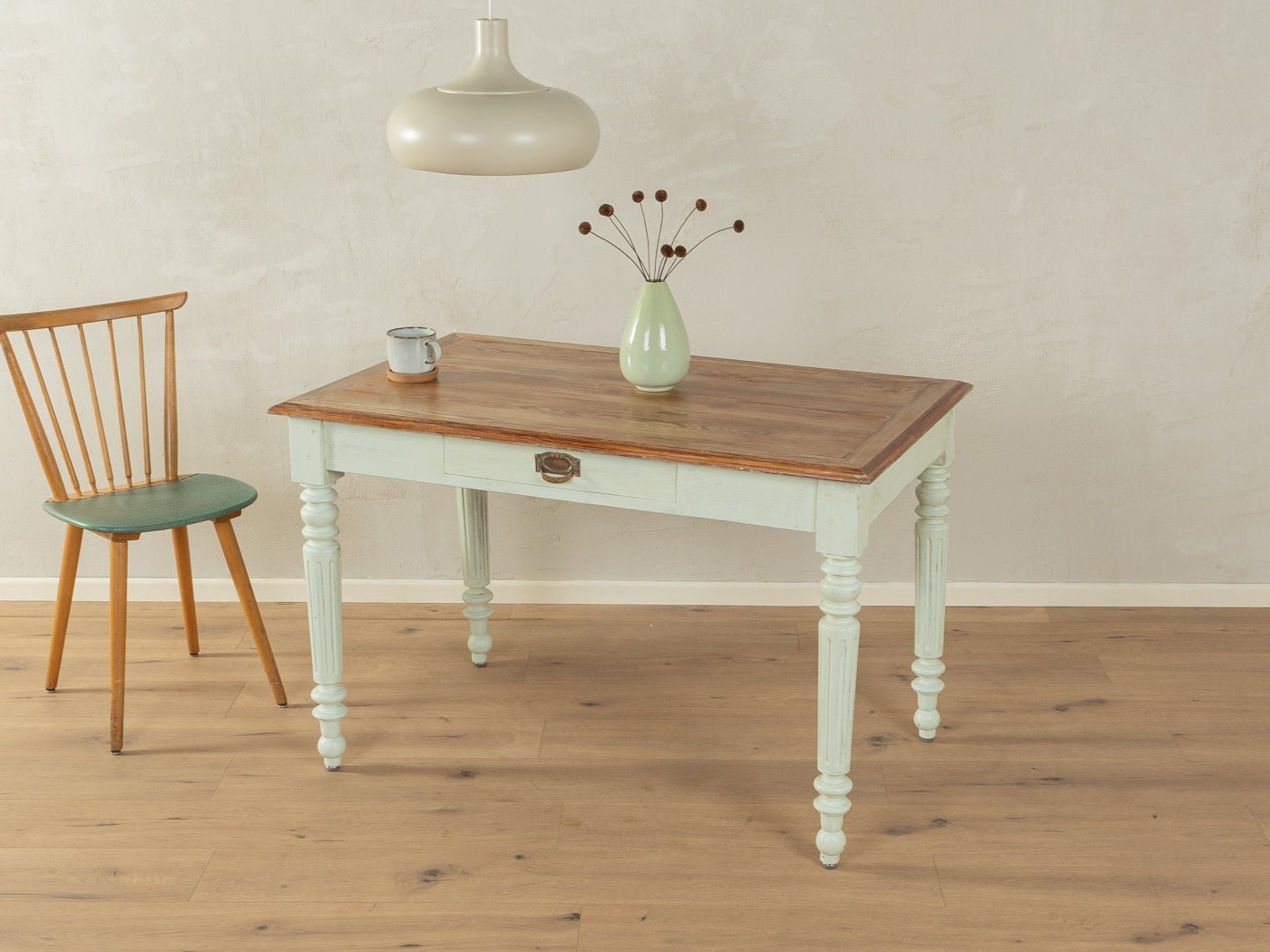 Zauberhafter Tisch - Mid Century Friends - Vintage - Retro - Mid Century