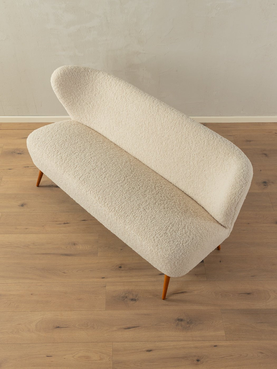 Zauberhaftes Cocktailsofa - Mid Century Friends - Vintage - Retro - Mid Century