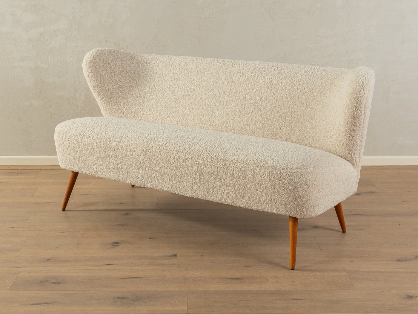 Zauberhaftes Cocktailsofa - Mid Century Friends - Vintage - Retro - Mid Century